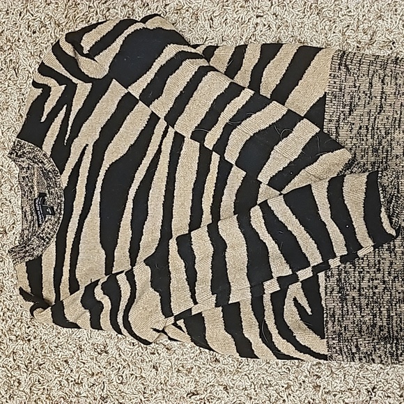 Banana Republic wool sweater - Picture 1 of 3